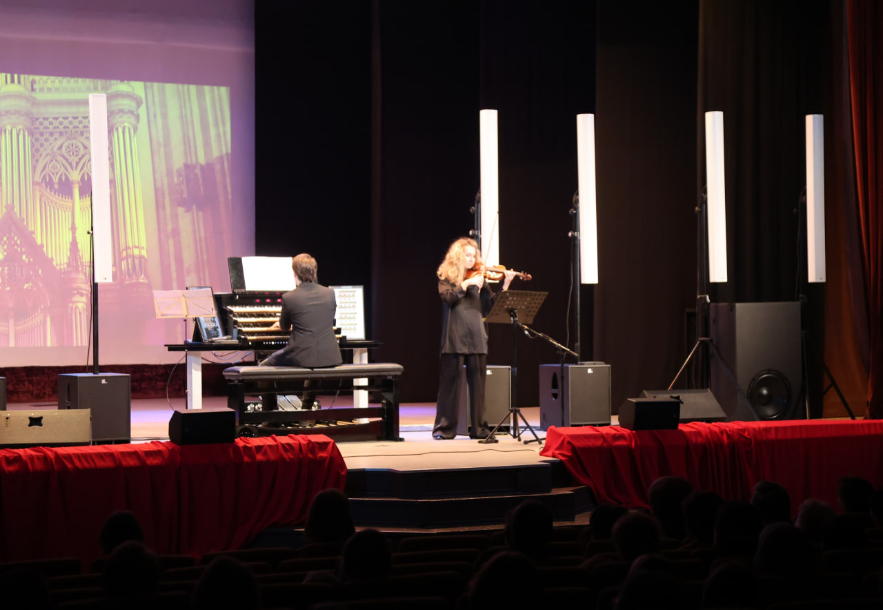 Знакомство с королем - 2! Знакомство с королем - 2!