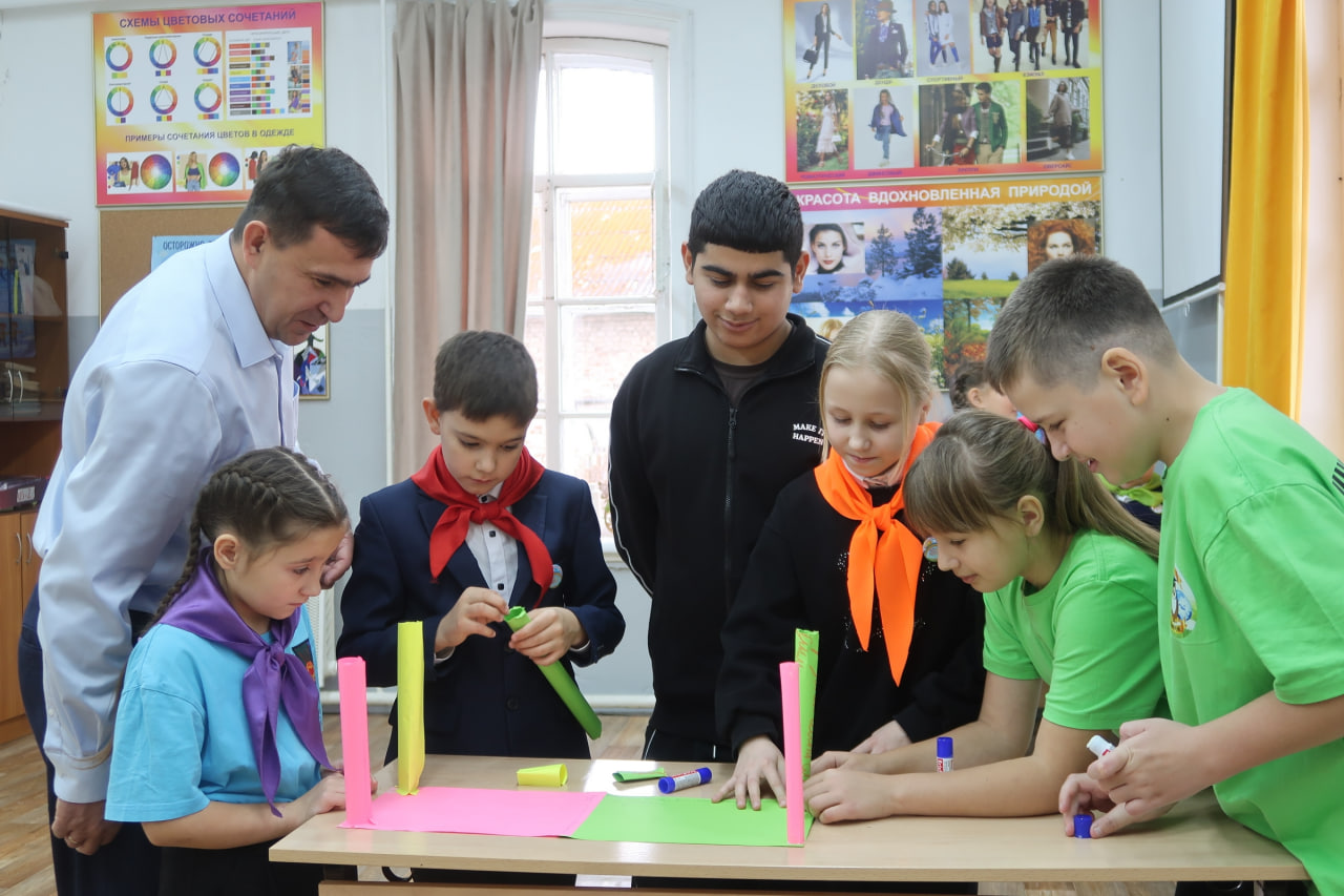 Воспитываем лидеров! Воспитываем лидеров!