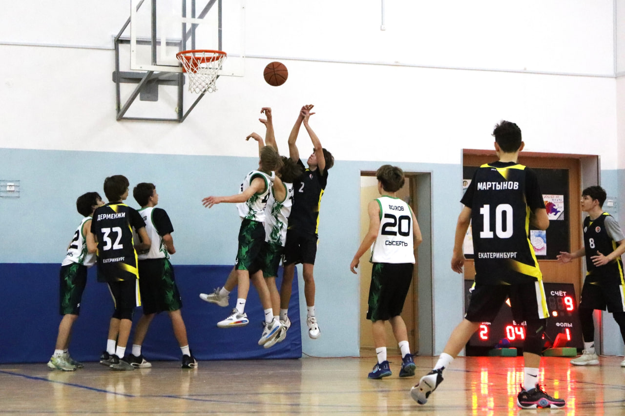 Два дня баскетбольных баталий в Сысерти Два дня баскетбольных баталий в Сысерти