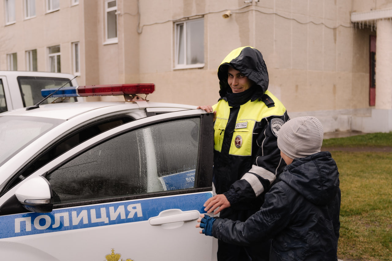 В Сысерти Первомай встретили выставкой спецтехники! В Сысерти Первомай встретили выставкой спецтехники!